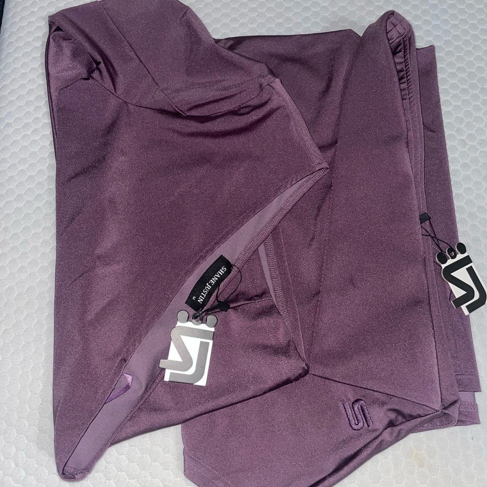 High Standard Set - Picture 2 of 2